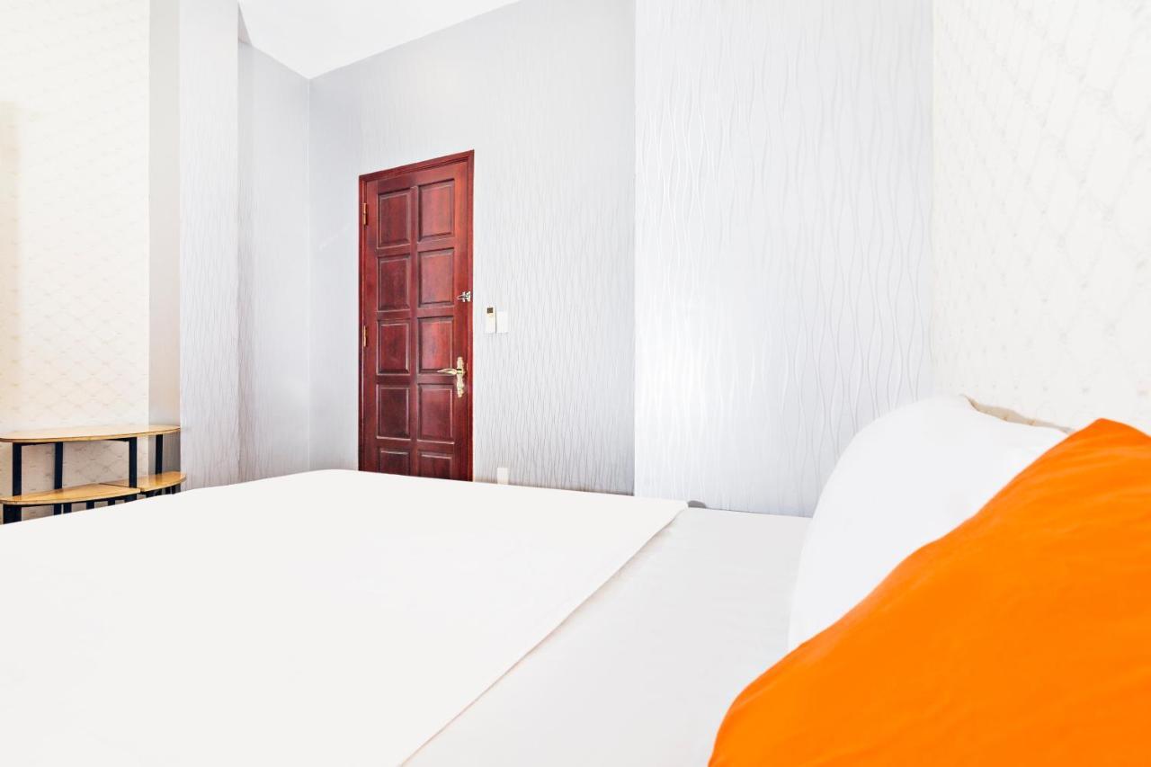 Spot On 711 Otium Hostel Da Nang Buitenkant foto
