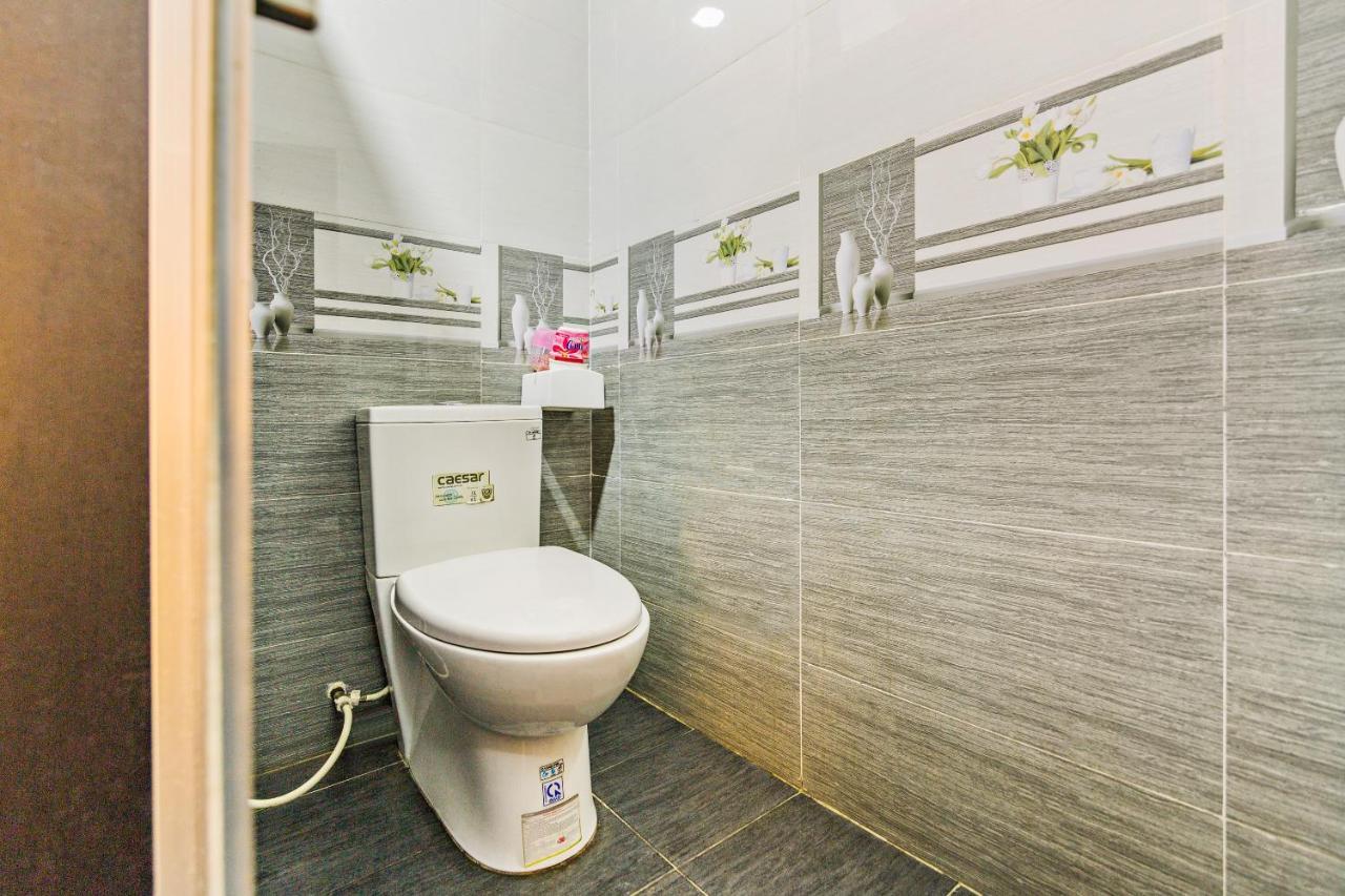 Spot On 711 Otium Hostel Da Nang Buitenkant foto